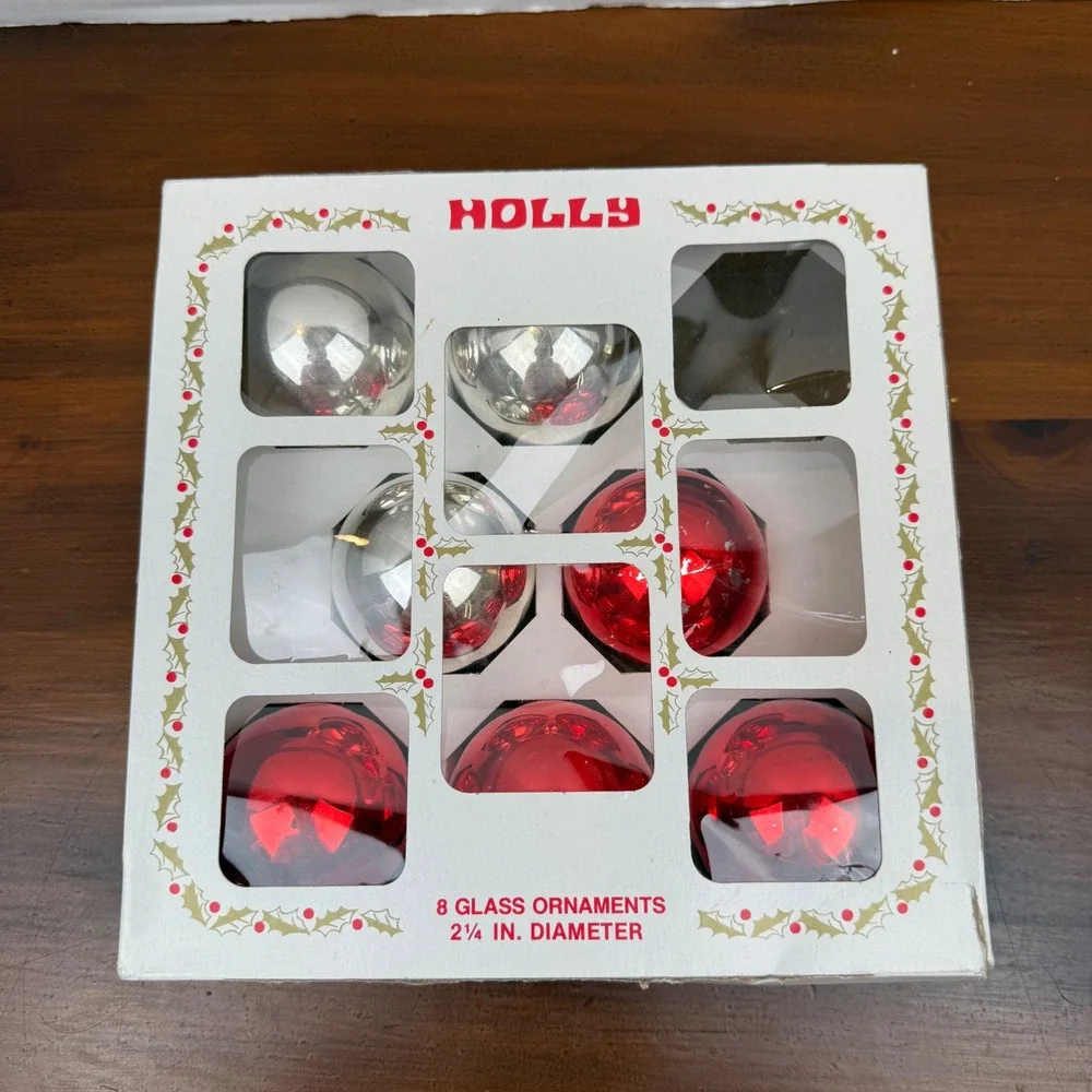 Holly vintage glass